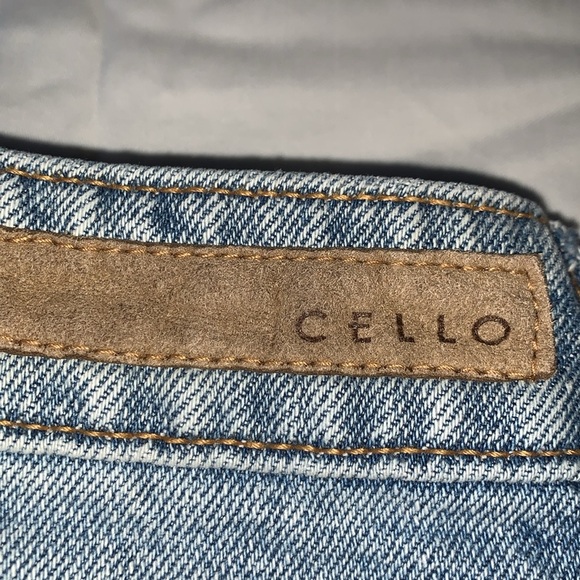 Gently Loved Distressed Shorts by Cello - Picture 3 of 7